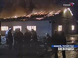 Пожар на вещевом рынке в Казани – выгорела тысяча квадратных метров Пожар на вещевом рынке в Казани – выгорела тысяча квадратных метров