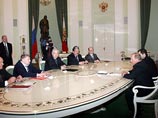 Депутаты предложили Путину освободить из тюрем мелких воришек и сделать Лукашенко своим полпредом в Минске Депутаты предложили Путину освободить из тюрем мелких воришек и сделать Лукашенко своим полпредом в Минске
