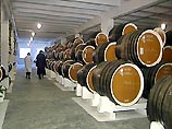 Россия в первом квартале почти на 40% сократила производство крепкого алкоголя и на 60% - вина Россия в первом квартале почти на 40% сократила производство крепкого алкоголя и на 60% - вина