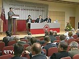 Касьянов особо подчеркнул, что его заявления о претензиях на президентское кресло следует воспринимать буквально- он не ставит технических целей, а идет на выборы только за победой Касьянов особо подчеркнул, что его заявления о претензиях на президентское кресло следует воспринимать буквально- он не ставит технических целей, а идет на выборы только за победой