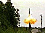 Ядерные силы РФ за два года усилят "Тополями" и "Булавами", которым американская ПРО не преграда Ядерные силы РФ за два года усилят "Тополями" и "Булавами", которым американская ПРО не преграда