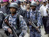 Непальский кризис усугубляется: пытаясь прорвать блокаду столицы, полиция открыла огонь по антимонархистам 