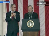 Буш окончательно отказался отправлять в отставку Рамсфельда