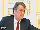 Президент Украины Виктор Ющенко заявляет, что "потенциальные участники коалиции вместо разработки реальной программы деятельности слишком много времени, сил и энергии тратят на взаимные оскорбления и выяснение отношений через СМИ"