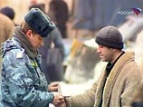 В то же время в ходе опроса выяснилось, что большинство респондентов (58%) сегодня считает нужным ограничить въезд "представителей некоторых национальностей" в свой регион или населенный пункт, и только треть (32%) высказываются против этого В то же время в ходе опроса выяснилось, что большинство респондентов (58%) сегодня считает нужным ограничить въезд "представителей некоторых национальностей" в свой регион или населенный пункт, и только треть (32%) высказываются против этого
