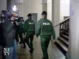 Представитель генпрокуратуры уточнила, что задержанные были "тщательным образом допрошены" и сейчас решается вопрос об обращении к судье за постановлением об аресте и предъявлением официального обвинения Представитель генпрокуратуры уточнила, что задержанные были "тщательным образом допрошены" и сейчас решается вопрос об обращении к судье за постановлением об аресте и предъявлением официального обвинения