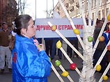 Милиция разогнала в Петербурге пикет в защиту Михаила Ходорковского (ФОТО)