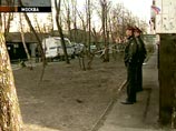 В милицию позвонили жильцы дома, которые сообщили, что из квартиры №30 доносятся крики о помощи. Для проверки информации на место происшествия прибыл наряд патрульно-постовой службы УВД "Чертаново Северное" В милицию позвонили жильцы дома, которые сообщили, что из квартиры №30 доносятся крики о помощи. Для проверки информации на место происшествия прибыл наряд патрульно-постовой службы УВД "Чертаново Северное"