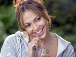 Власти страны готовы заплатить полмиллиона долларов за то, чтобы Дженнифер Лопес приехала на празднование Дня независимости Грузии и продегустировала грузинское вино Власти страны готовы заплатить полмиллиона долларов за то, чтобы Дженнифер Лопес приехала на празднование Дня независимости Грузии и продегустировала грузинское вино