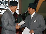 В Непале новый премьер-министр - им стал 84-летний Гириджа Прасад Коирала