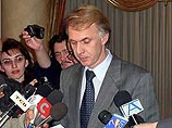 Украина изучает целесообразность пребывания в составе СНГ, заявил в четверг журналистам в Москве первый замглавы МИД Украины Владимир Огрызко Украина изучает целесообразность пребывания в составе СНГ, заявил в четверг журналистам в Москве первый замглавы МИД Украины Владимир Огрызко
