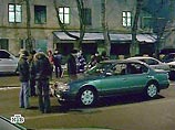 Пьер Паоло Антинори был найден мертвым в машине Nissan Maxima у дома 5 на Мантулинской улице. По версии прокуратуры, двое неизвестных похитили у него два кейса с крупной денежной суммой