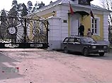 Жертвы теракта в Беслане возмущены действиями российских властей, которые арестовали имущество лицея-интерната для детей-сирот "Подмосковный" в поселке Кораллово Жертвы теракта в Беслане возмущены действиями российских властей, которые арестовали имущество лицея-интерната для детей-сирот "Подмосковный" в поселке Кораллово