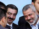 Представители "Хамаса" и "Фатха" достигли соглашения о прекращении вооруженного противостояния. Об этом сообщил глава правительства Палестинской автономии, лидер "Хамаса" Исмаил Ханийя