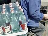 В Москве задержаны участники акции "Выпей йаду!", распивавшие "Боржоми" у здания Роспотребнадзора В Москве задержаны участники акции "Выпей йаду!", распивавшие "Боржоми" у здания Роспотребнадзора