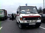 Потеряв сознание, водитель фуры разбил машину на МКАД. На Каширском шоссе так же разбился автобус Потеряв сознание, водитель фуры разбил машину на МКАД. На Каширском шоссе так же разбился автобус