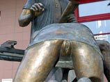 В Праге памятник проститутке за работой стал местной достопримечательностью
