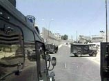 Израильская полиция разогнала демонстрацию палестинцев у разделительной стены Израильская полиция разогнала демонстрацию палестинцев у разделительной стены