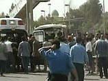 По меньшей мере 11 человек погибли в Багдаде в результате серии взрывов придорожных бомб По меньшей мере 11 человек погибли в Багдаде в результате серии взрывов придорожных бомб