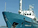 Судно "Навигатор" прибыло в район катастрофы самолета А-320 для поднятия "черных ящиков" Судно "Навигатор" прибыло в район катастрофы самолета А-320 для поднятия "черных ящиков"