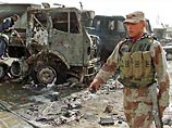 Затем боевики привели в действие взрывное устройство, заложенное под припаркованным поблизости бензовозом, в результате чего погибли еще 14 иракцев