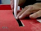 Госдума намерена запретить лицам с двойным гражданством избираться в
законодательные органы России
Госдума намерена запретить лицам с двойным гражданством избираться в
законодательные органы России