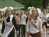 В российских школах прозвенит "последний звонок" В российских школах прозвенит "последний звонок"