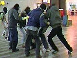 В Петербурге неизвестные избили нигерийца В Петербурге неизвестные избили нигерийца