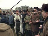еченский тейп - это группа семейств, члены которых связаны между собой кровным родством по отцовской линии. Принципы свободы, равенства и братства, хотя никем и не сформулированные, также составляли основу тейпа - основу всей организации чеченского общест еченский тейп - это группа семейств, члены которых связаны между собой кровным родством по отцовской линии. Принципы свободы, равенства и братства, хотя никем и не сформулированные, также составляли основу тейпа - основу всей организации чеченского общест