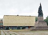 Русский язык получил статус регионального в Луганске Русский язык получил статус регионального в Луганске