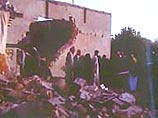 Официальная версия американцев такова: 15 марта 2006 года в иракском городе Исхаки в ходе боя с террористом был взорван жилой дом, под обломками которого погибли четыре человека - один боевик, две женщины и ребенок