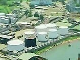 В Нигерии боевики освободили шестерых нефтяников-иностранцев В Нигерии боевики освободили шестерых нефтяников-иностранцев