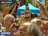 Спецназ пытался разогнать митинг против НАТО в Феодосии Спецназ пытался разогнать митинг против НАТО в Феодосии