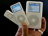Популярность музыкального МР3-плеера iPod среди студентов американских колледжей превзошла популярность пива Популярность музыкального МР3-плеера iPod среди студентов американских колледжей превзошла популярность пива