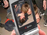 Новая мода берлинских подростков: снимать и рассылать через мобильники сцены насилия