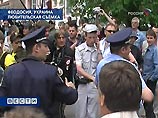 В Феодосии подрались противники и сторонники вступления Украины в НАТО В Феодосии подрались противники и сторонники вступления Украины в НАТО