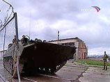 Эшелон, который завершил погрузку на станции Цалка, доставит в Россию 37 тягачей и других машин на гусеничном ходу, а также другое имущество дислоцированной в городе Ахалкалаки российской 62-й военной базы Эшелон, который завершил погрузку на станции Цалка, доставит в Россию 37 тягачей и других машин на гусеничном ходу, а также другое имущество дислоцированной в городе Ахалкалаки российской 62-й военной базы