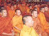 Монахам Камбоджи рекомендовано воздержаться от просмотра матчей ЧМ