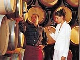 В 2004 году российские СМИ сообщали, что в 2002 году Швидлер купил во Франции торговый дом Chateau Thenac, и с тех пор занимается производством одноименного вина. Объем производства дома составляет 125 тыс. бутылок в год