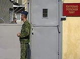 Сержант срочной службы, вооруженный автоматом, совершил побег из одной воинской части в Красноярском крае