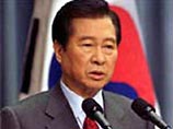 Ким Дэ Чжун сообщил, что передаст заявление нобелевских лауреатов главе КНДР Ким Чен Иру во время визита 27 июня в Пхеньян. "Я постараюсь, чтобы Северная Корея ответила положительно",- пообещал он на пресс-конференции