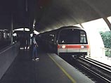 Жених самой богатой невесты Юго-Восточной Азии приехал на свадьбу на метро Жених самой богатой невесты Юго-Восточной Азии приехал на свадьбу на метро