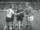 Одна из слабых сторон команды, завоевавшей в 1966 году чемпионский титул, по мнению "футбольных" ученых, это - пенальти. Одна из слабых сторон команды, завоевавшей в 1966 году чемпионский титул, по мнению "футбольных" ученых, это - пенальти.