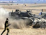 Израильские войска постепенно расширяют зону своей операции в секторе Газа. Ночью израильские войска уже заняли частично южные районы сектора. К утру, по свидетельству очевидцев, танки вошли в его северную часть