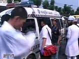 Получивший огнестрельное ранение 22-летний турист был госпитализирован в местную больницу. Там пулю извлечь не удалось, и поэтому раненый был перевезен в столичный госпиталь Получивший огнестрельное ранение 22-летний турист был госпитализирован в местную больницу. Там пулю извлечь не удалось, и поэтому раненый был перевезен в столичный госпиталь