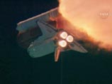 Во время старта Discovery от внешнего топливного бака отвалились 6 фрагментов Во время старта Discovery от внешнего топливного бака отвалились 6 фрагментов