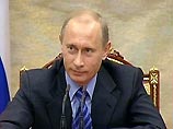 Отметим, рейтинг Путина в течение последних лет был недосягаемо высок. Согласно данным опросов, он держится на отметке около 70 процентов