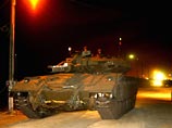 В зоне, которую заняли израильские военные, ранее располагались три еврейских поселения, снесенные, когда Израиль год покинул эту сектор Газа. Палестинские боевики часто используют эту покрытую развалинами местность для ракетных обстрелов израильской терр В зоне, которую заняли израильские военные, ранее располагались три еврейских поселения, снесенные, когда Израиль год покинул эту сектор Газа. Палестинские боевики часто используют эту покрытую развалинами местность для ракетных обстрелов израильской терр