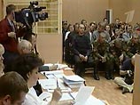 В Челябинском гарнизонном военном суде в четверг продолжится процесс по "делу рядового Андрея Сычева", сообщил адвокат Александр Петров, представляющий интересы подсудимого младшего сержанта Александра Сивякова В Челябинском гарнизонном военном суде в четверг продолжится процесс по "делу рядового Андрея Сычева", сообщил адвокат Александр Петров, представляющий интересы подсудимого младшего сержанта Александра Сивякова