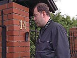 Рабочие напали на Митволя, Хинштейна и Митрохина, проверявших законность строения ТЦ "Европейский" Рабочие напали на Митволя, Хинштейна и Митрохина, проверявших законность строения ТЦ "Европейский"